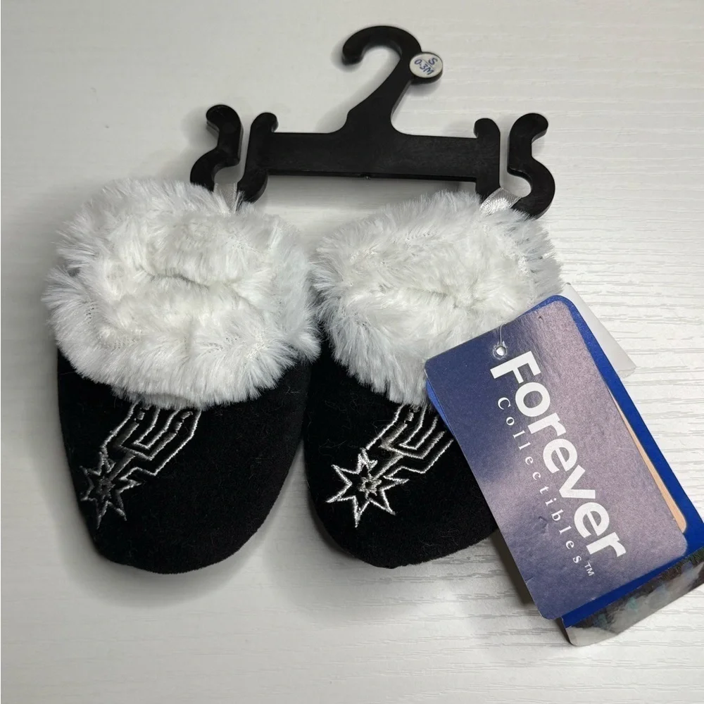 San Antonio Spurs Infant Newborn Baby Booties Slippers